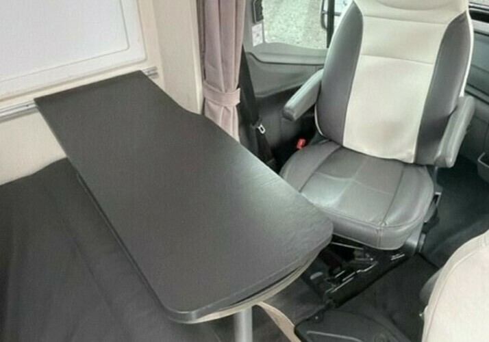 Image of a Motorhome - Image 8