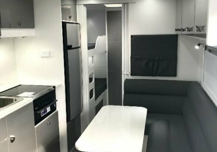 Image of a Caravan - Image 2