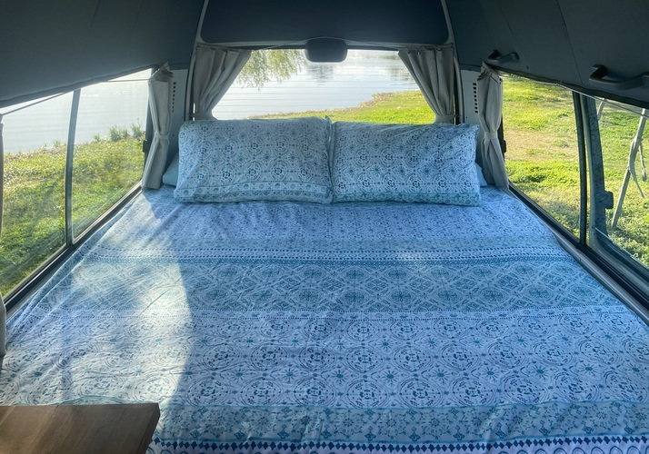 Image of a Campervan - Image 2
