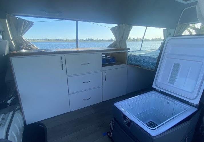 Image of a Campervan - Image 4