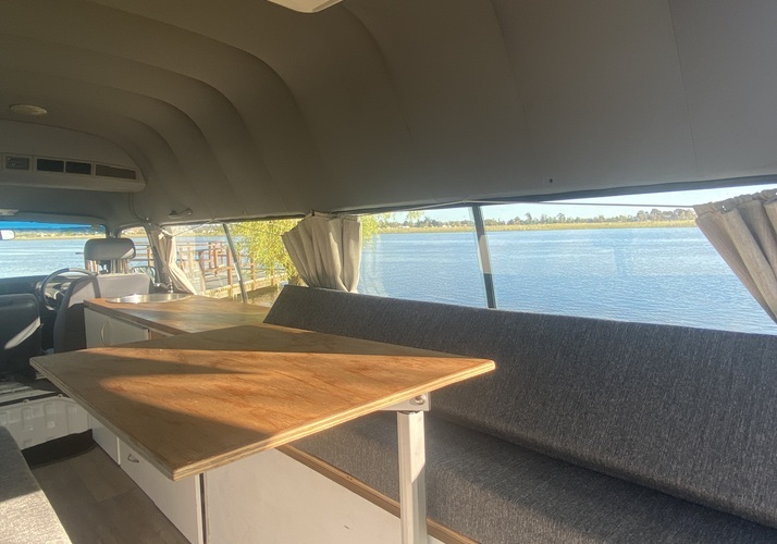 Image of a Campervan - Image 7