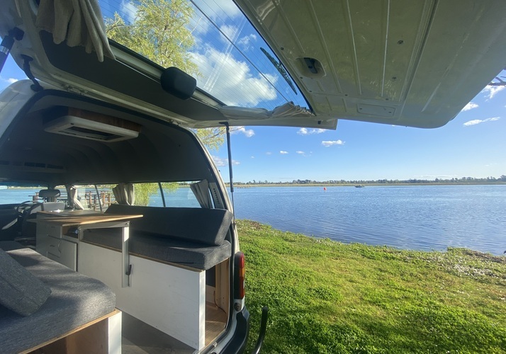 Image of a Campervan - Image 8