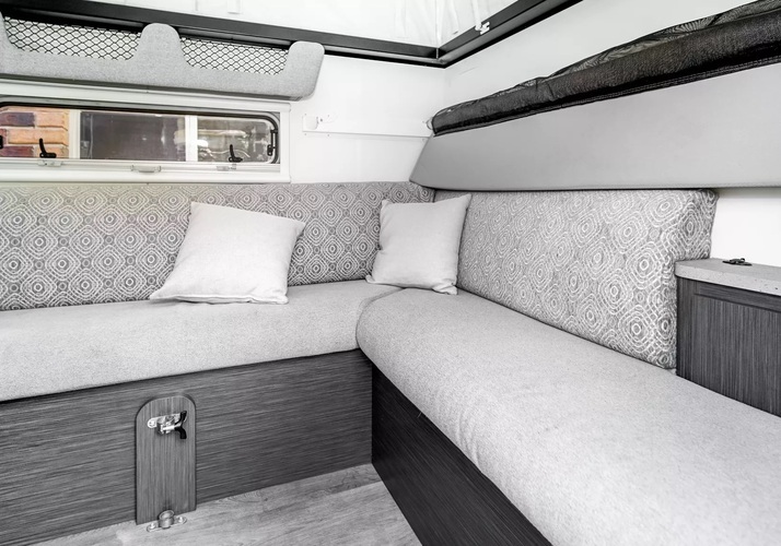 Image of a Caravan - Image 4