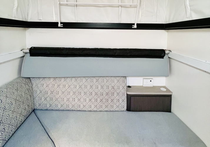 Image of a Caravan - Image 6