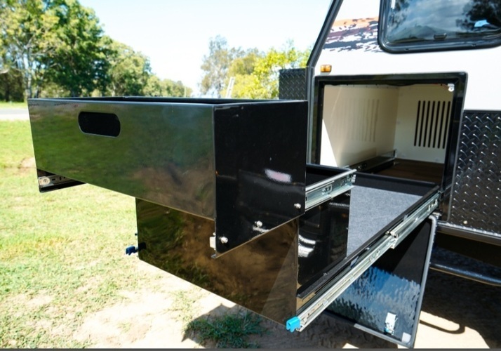 Image of a Caravan - Image 2