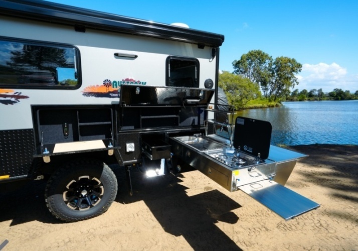 Image of a Caravan - Image 3