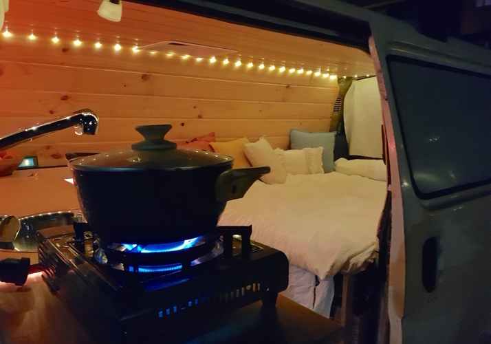 Image of a Campervan - Image 7
