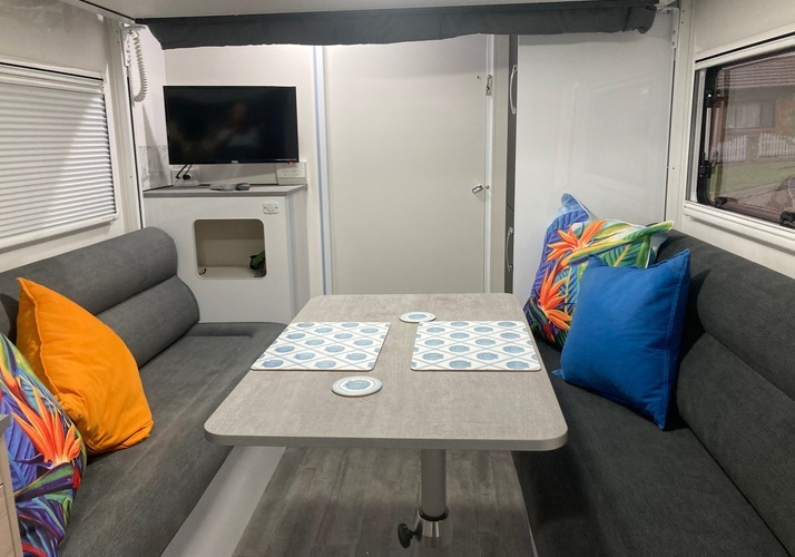 Image of a Motorhome - Image 6