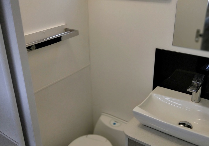 Image of a Caravan - Image 4