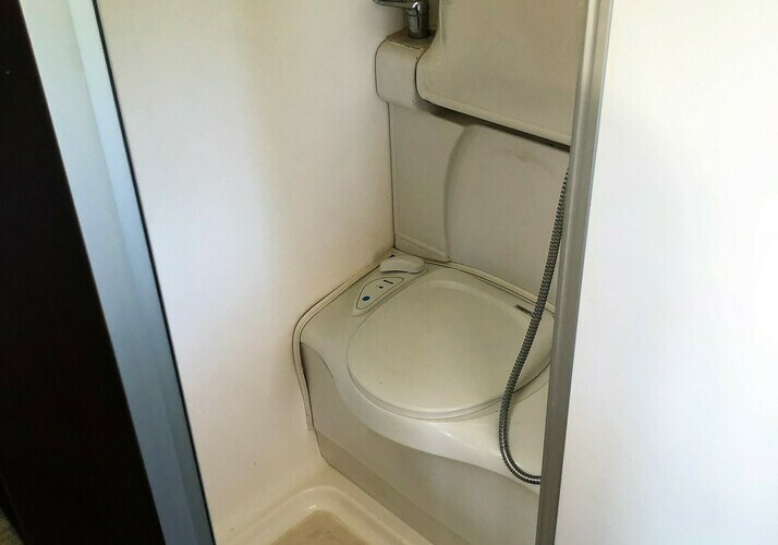 Image of a Motorhome - Image 13