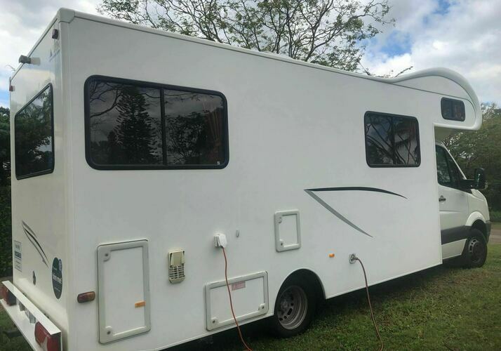 Image of a Motorhome - Image 2
