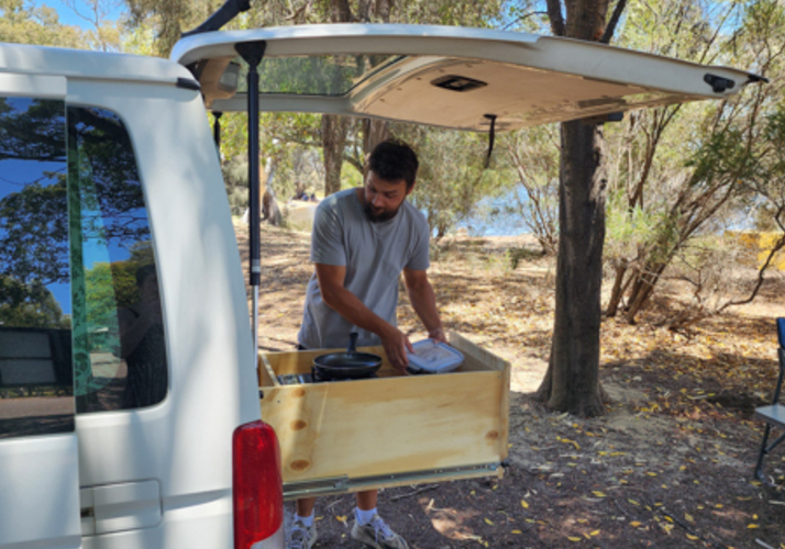 Image of a Campervan - Image 4