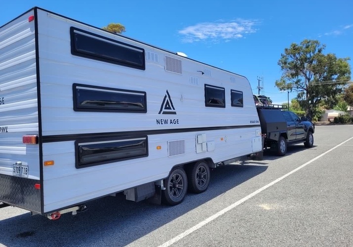 Image of a Caravan - Image 14