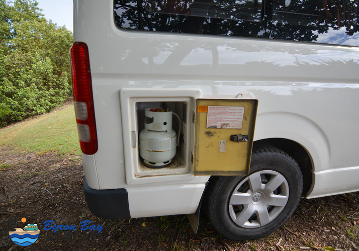 Image of a Campervan - Image 17