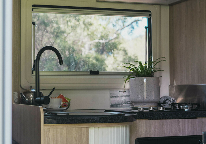 Image of a Motorhome - Image 17