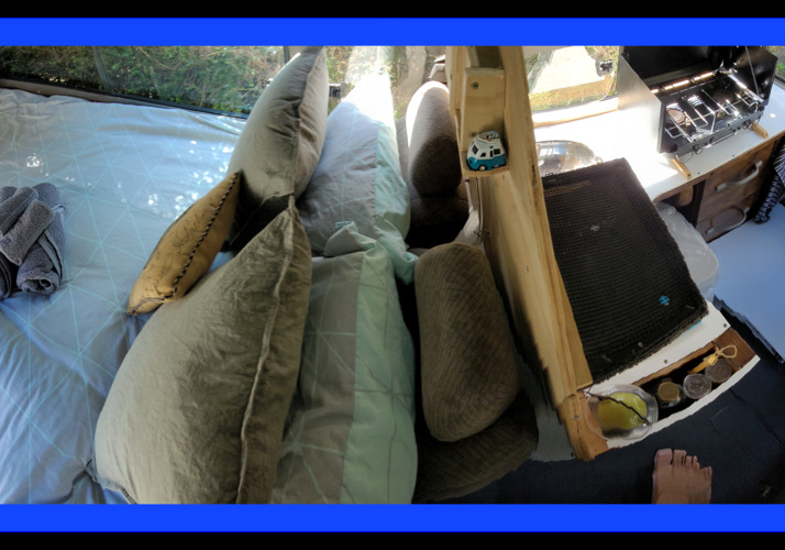 Image of a Campervan - Image 8