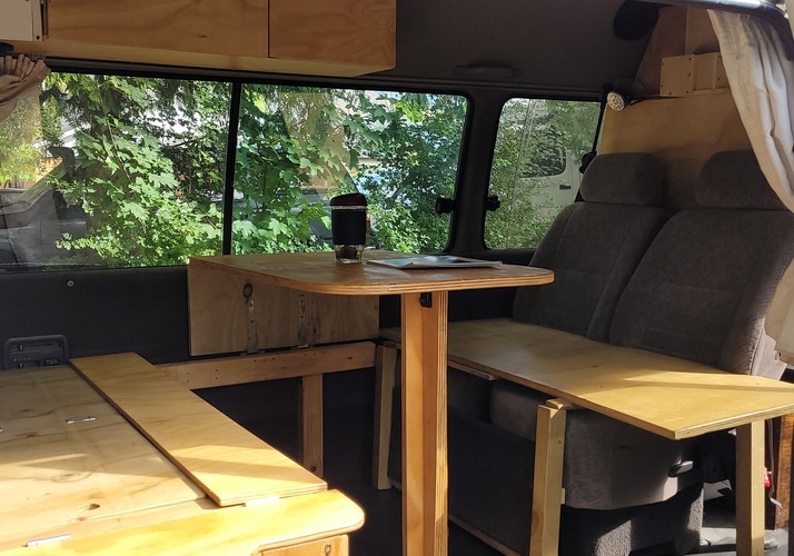 Image of a Campervan - Image 12