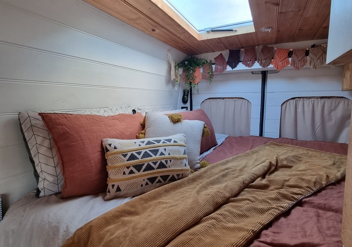 Image of a Campervan - Image 1