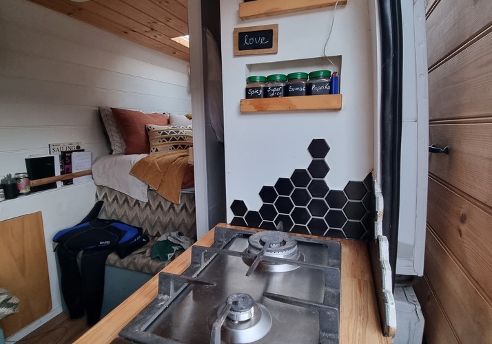 Image of a Campervan - Image 8