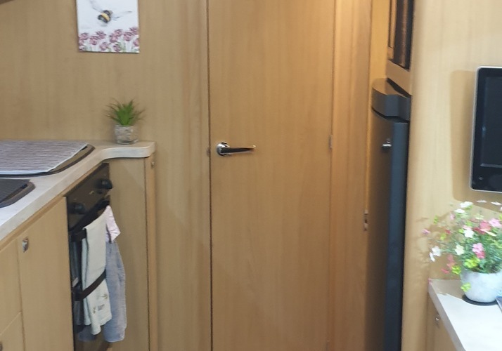 Image of a Motorhome - Image 7