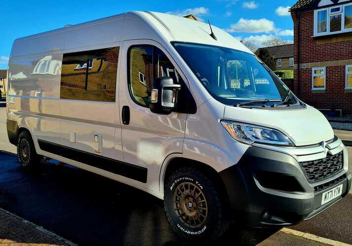 Image of a Campervan - Image 3