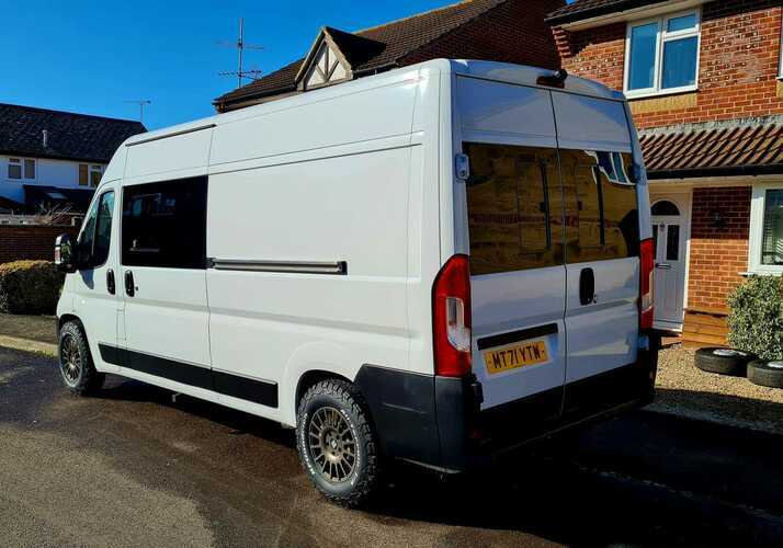 Image of a Campervan - Image 8