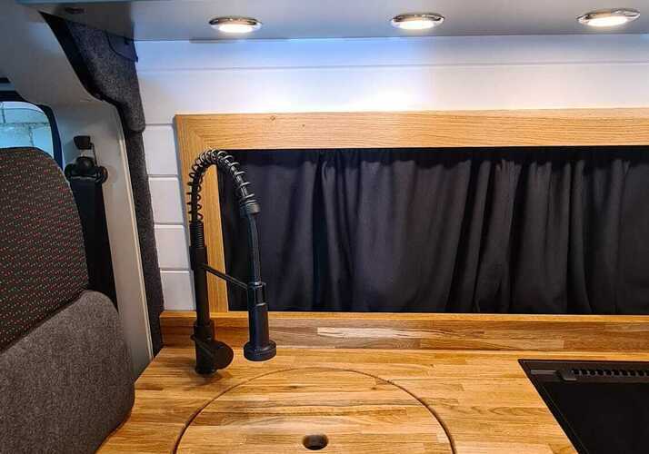 Image of a Campervan - Image 16