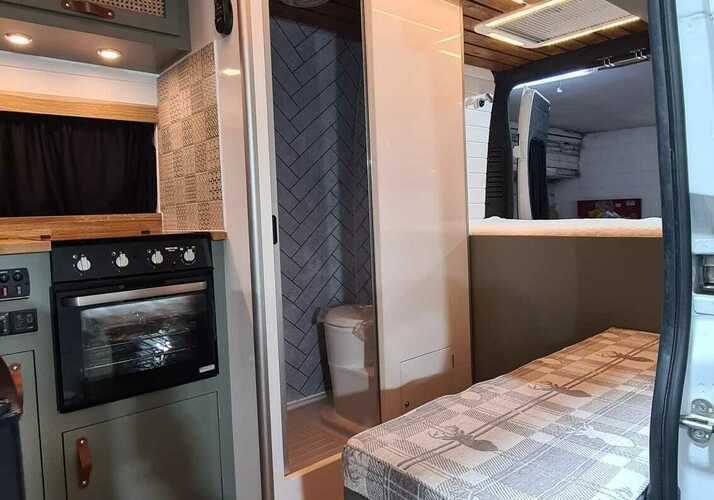 Image of a Campervan - Image 17