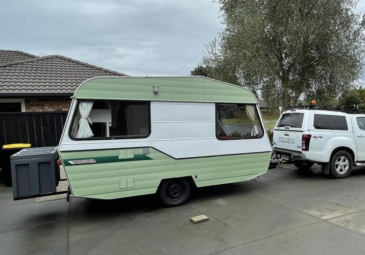 Image of a Caravan - Image 2