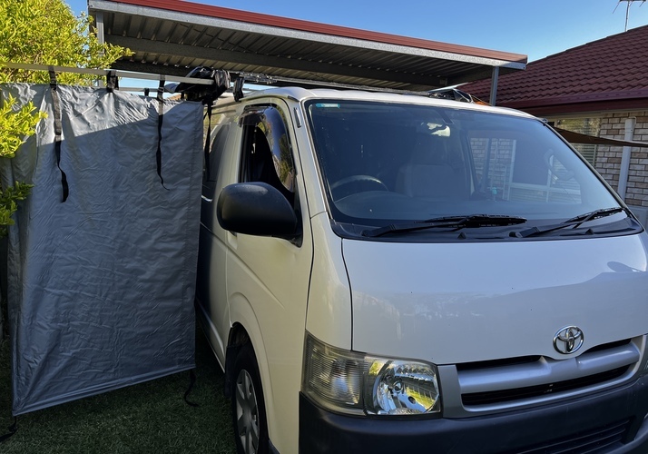 Image of a Campervan - Image 4