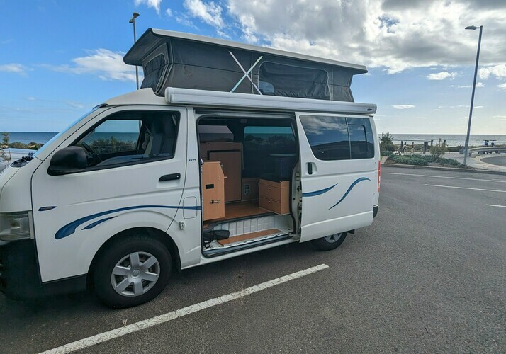 Image of a Campervan - Image 5