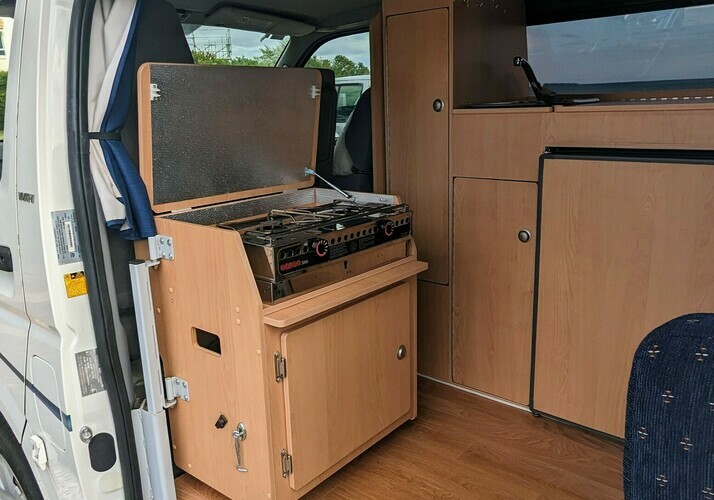 Image of a Campervan - Image 8