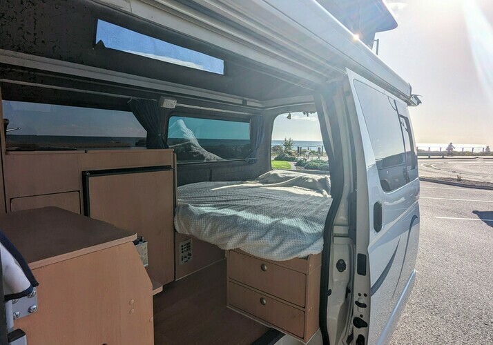 Image of a Campervan - Image 10