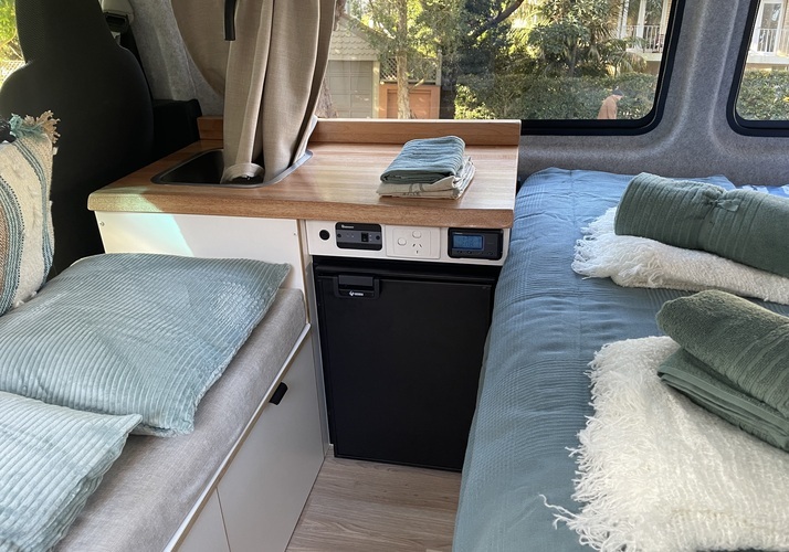 Image of a Campervan - Image 12