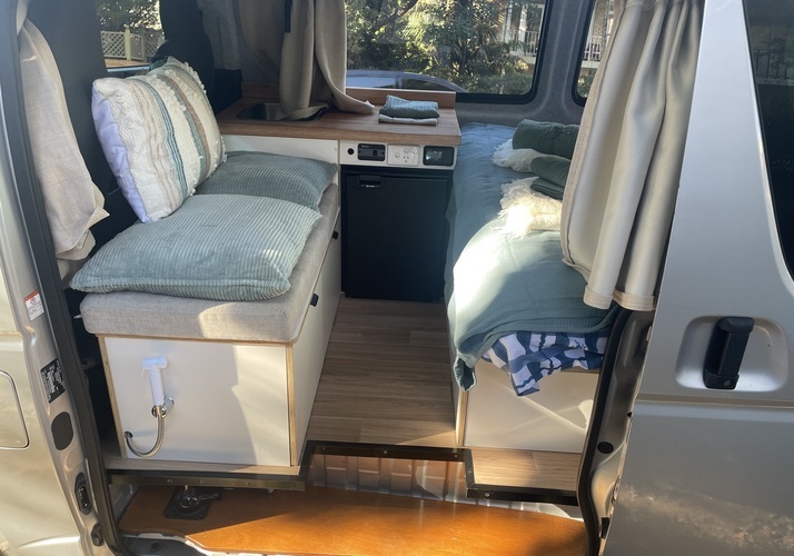 Image of a Campervan - Image 9