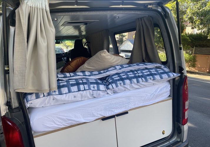 Image of a Campervan - Image 4