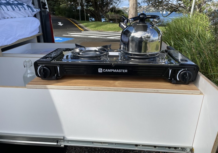 Image of a Campervan - Image 7
