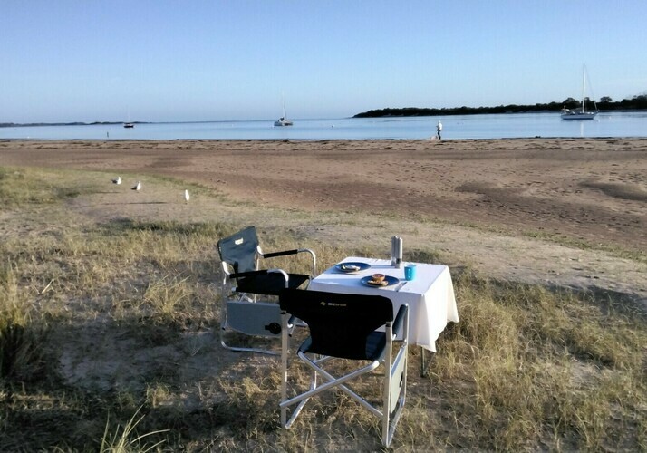 Image of a Caravan - Image 10