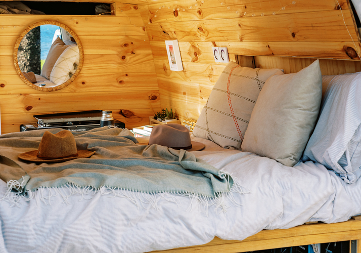 Image of a Campervan - Image 6
