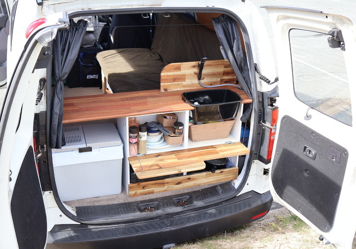 Image of a Campervan - Image 9