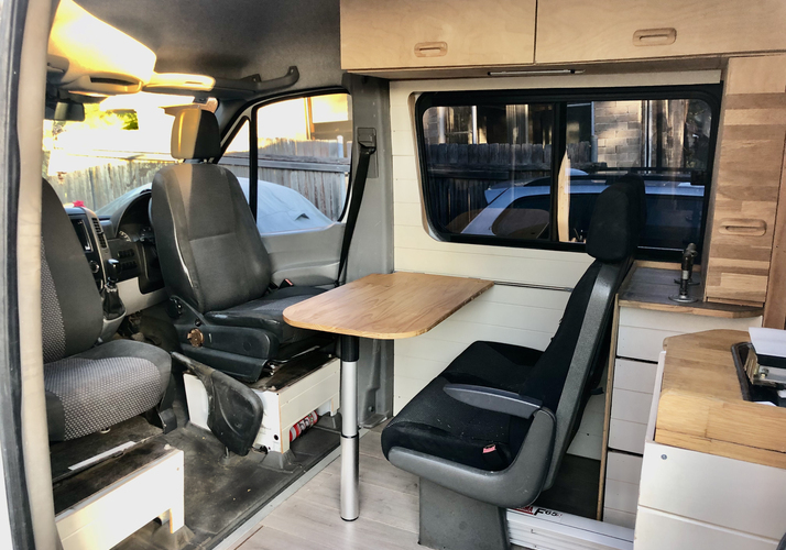 Image of a Campervan - Image 9