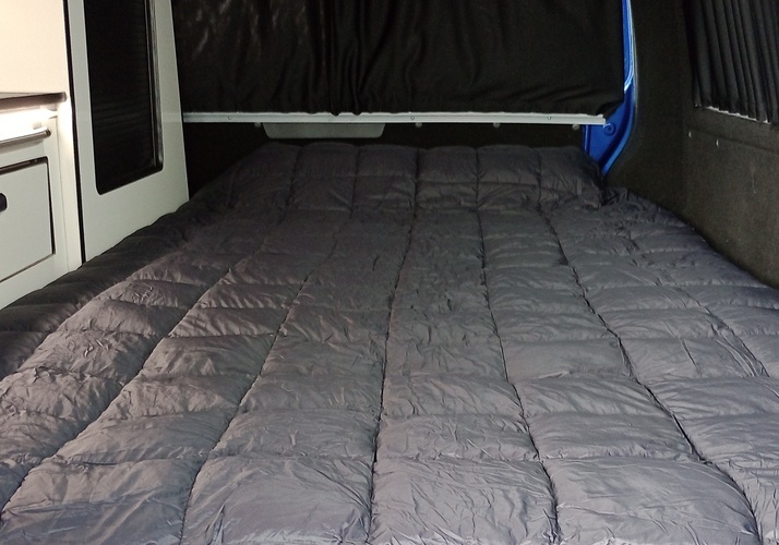 Image of a Campervan - Image 7