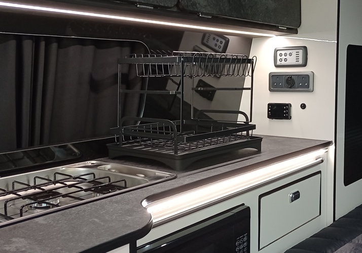 Image of a Campervan - Image 8