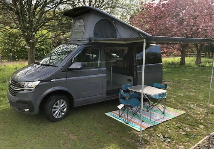 Image of a Campervan - Image 7