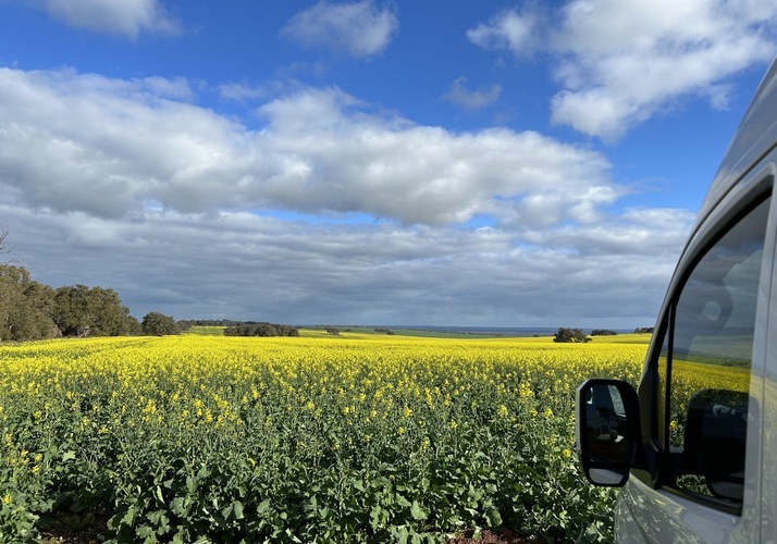 Image of a Campervan - Image 15