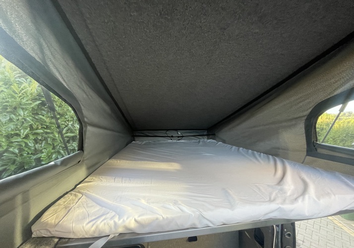 Image of a Campervan - Image 11