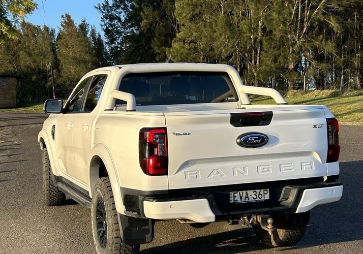 Image of a Tow Vehicle - Image 11