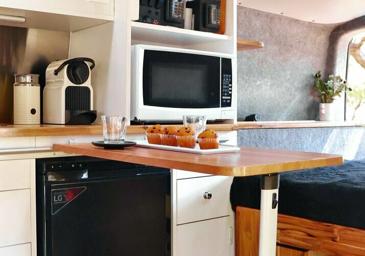 Image of a Campervan - Image 6