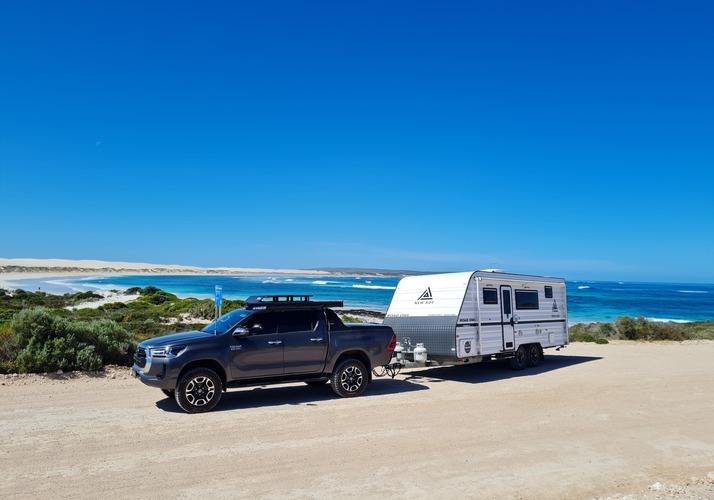 Image of a Caravan - Image 16