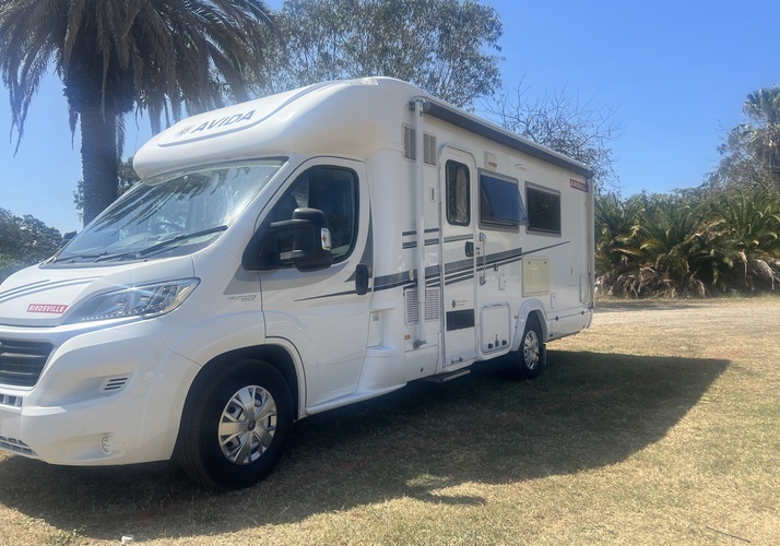 Image of a Motorhome - Image 4